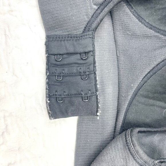 BUY 1 GET 1 FREE Bali black sports bra medium - Picture 7 of 16